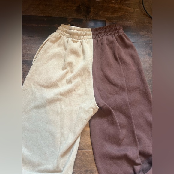 Sweats - Picture 3 of 4